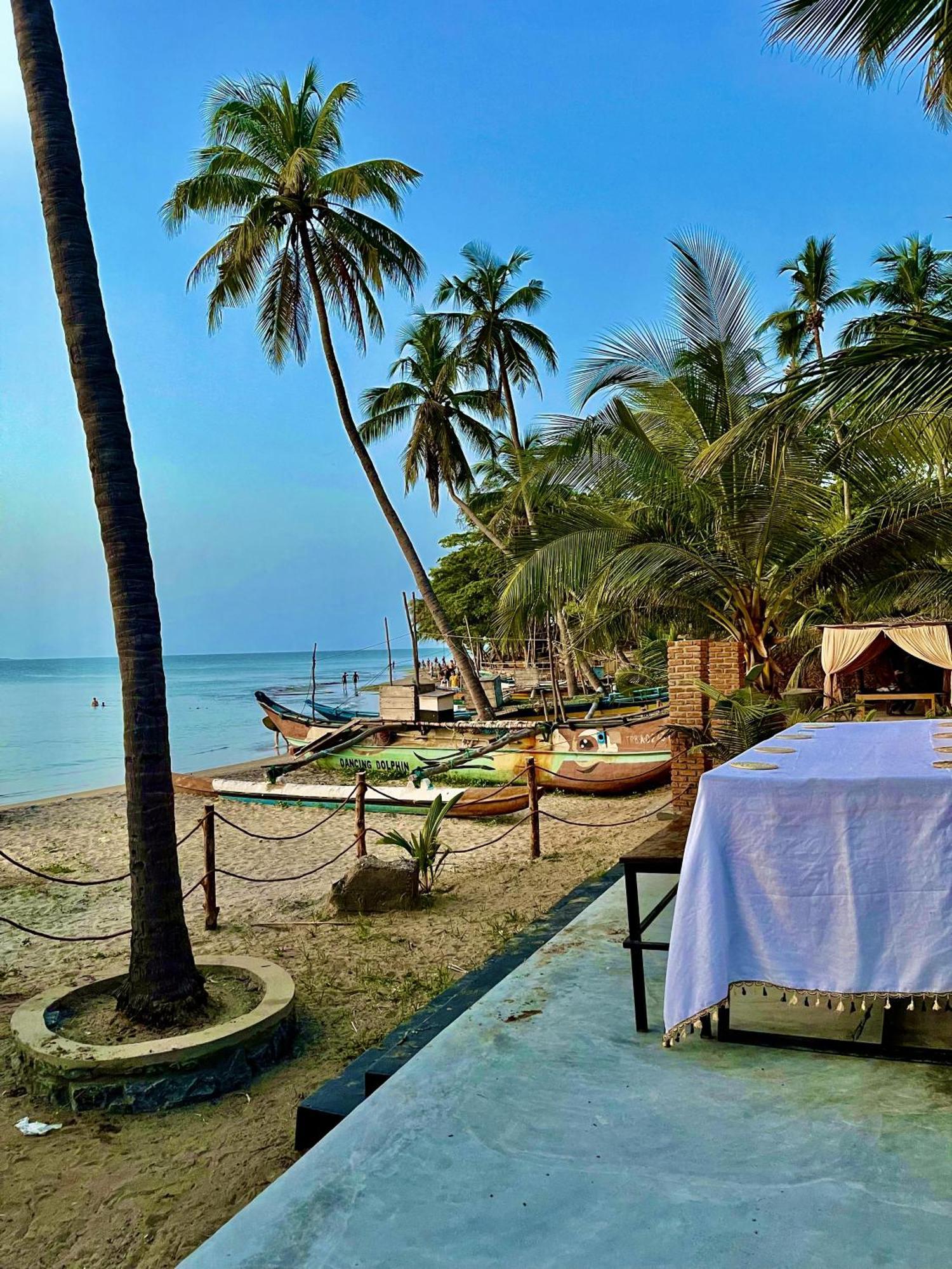 Coconut Hill Arugam Bay Hostel Exterior foto