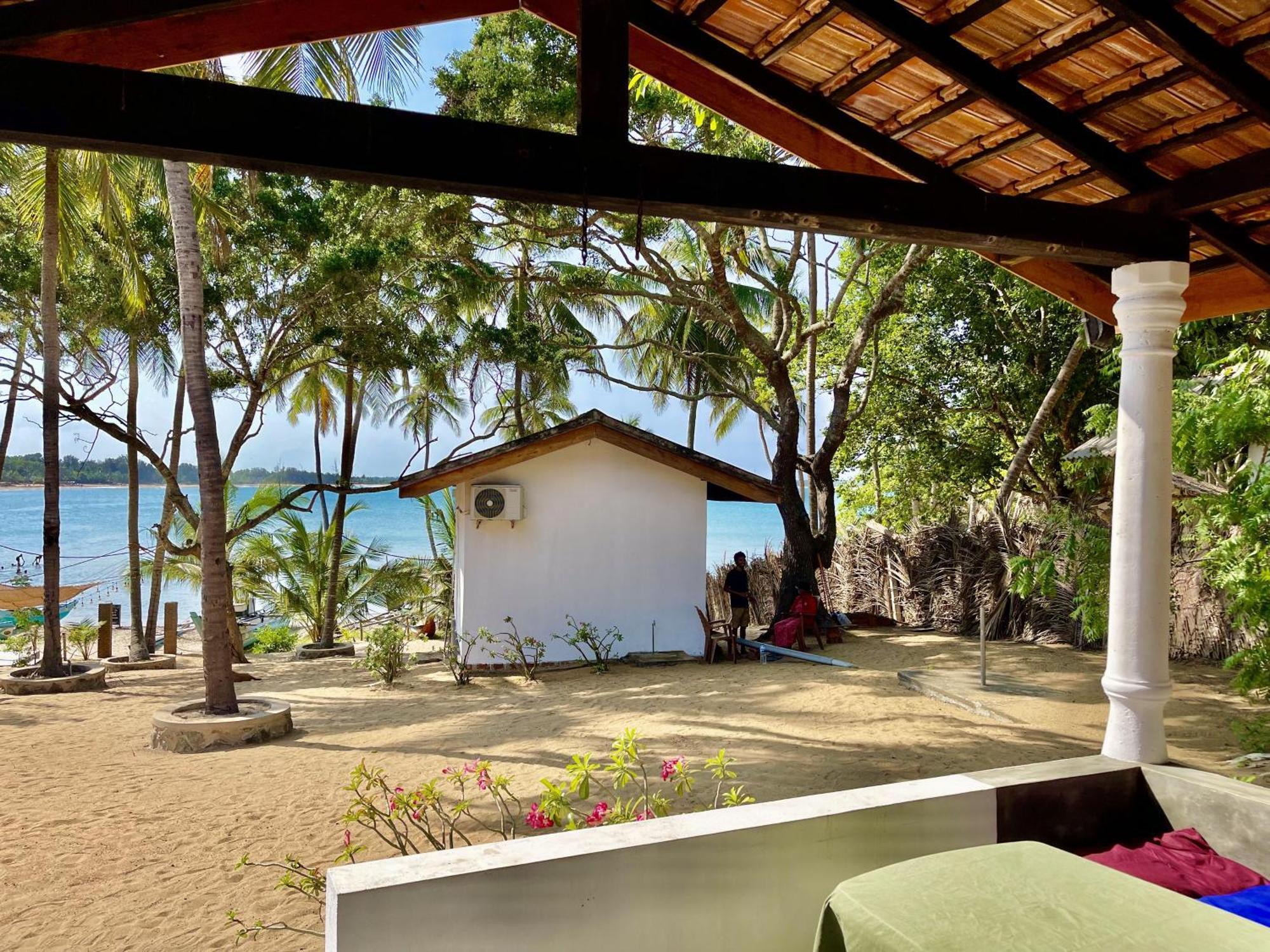 Coconut Hill Arugam Bay Hostel Exterior foto