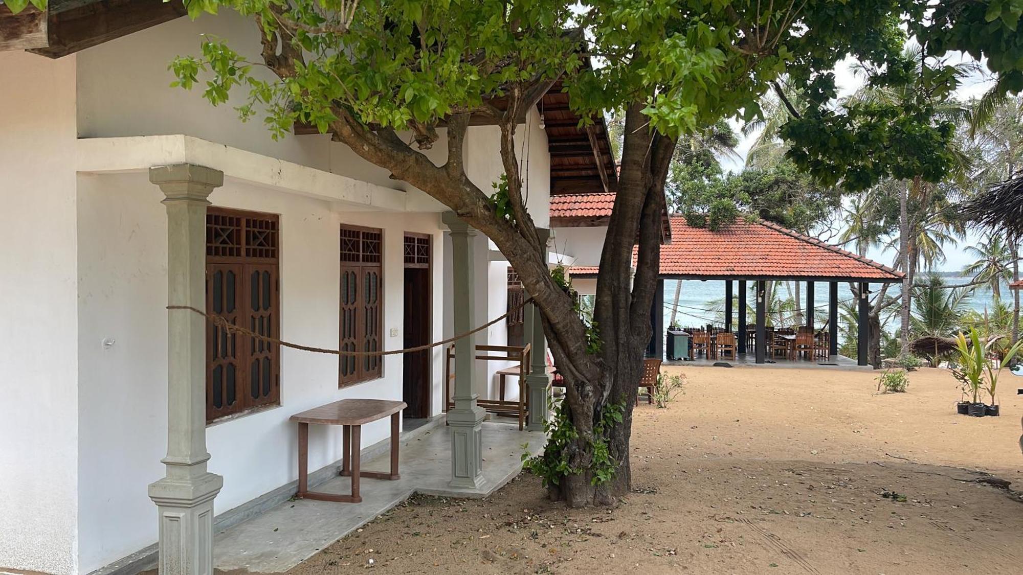 Coconut Hill Arugam Bay Hostel Exterior foto